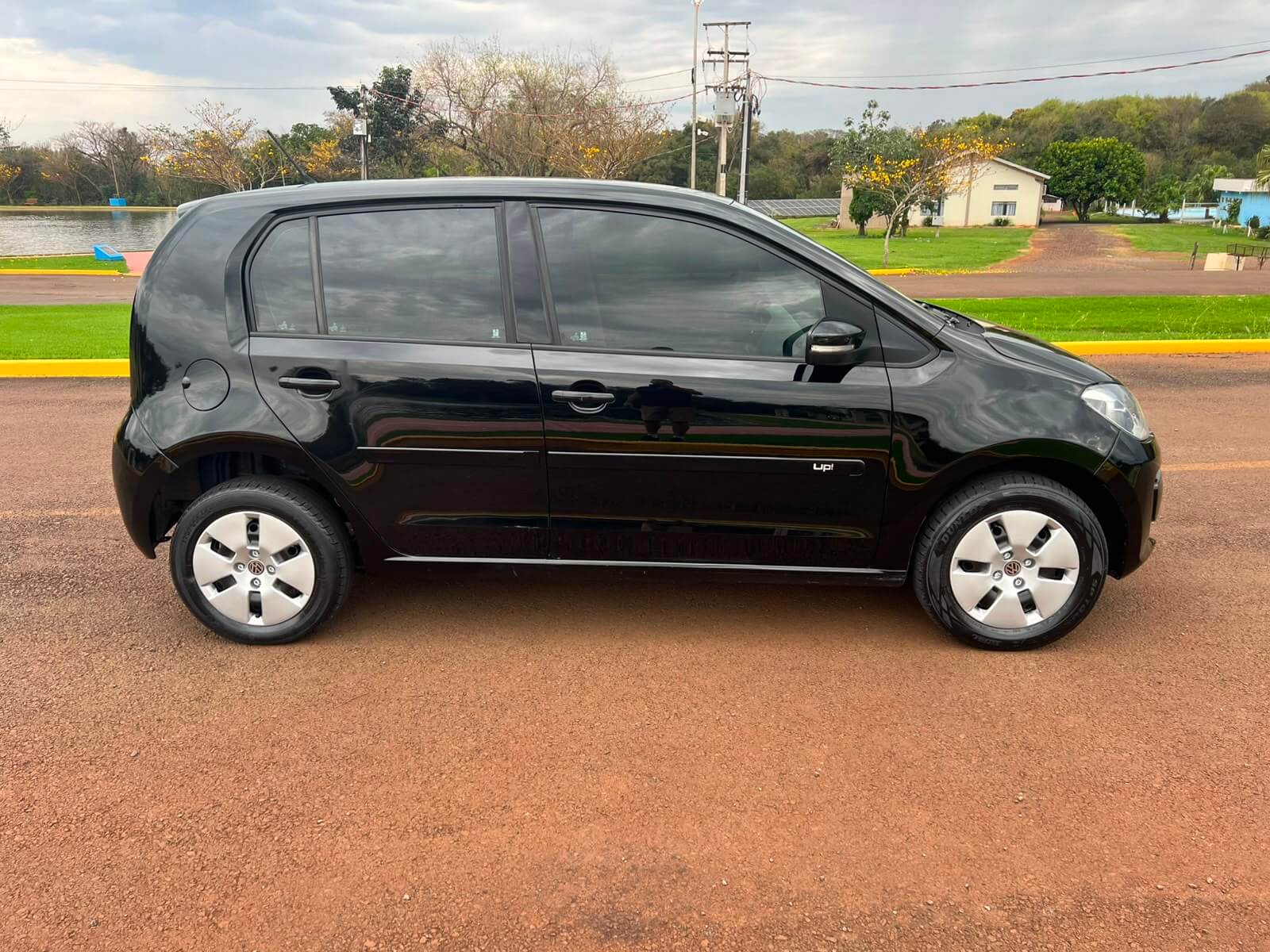 Volkswagen Up! Move - foto 7
