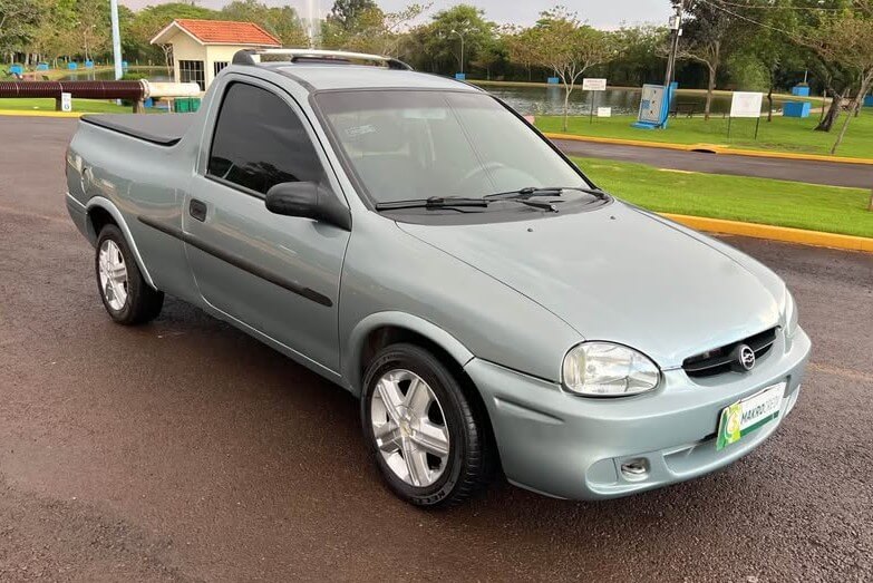 Chevrolet Corsa Pick-Up 1.6 Gasolina, Ano: 2003
